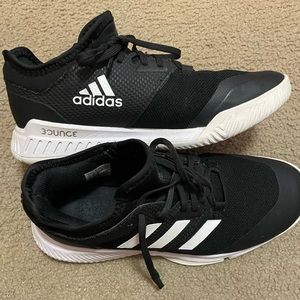 Adidas Bounce tennis shoes